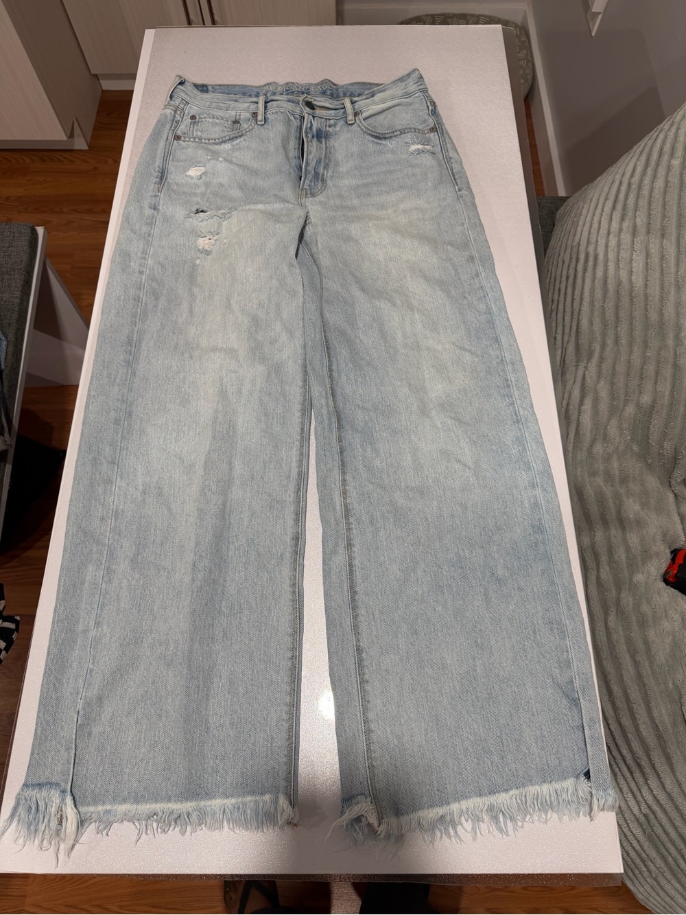 American Eagle Outfitters Light Blue Wide-Leg Jeans with Frayed Hem